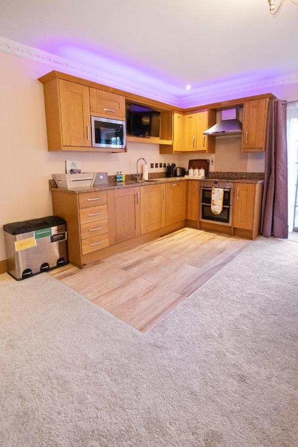The Lodge - Studio Apartment'S Castel Buitenkant foto