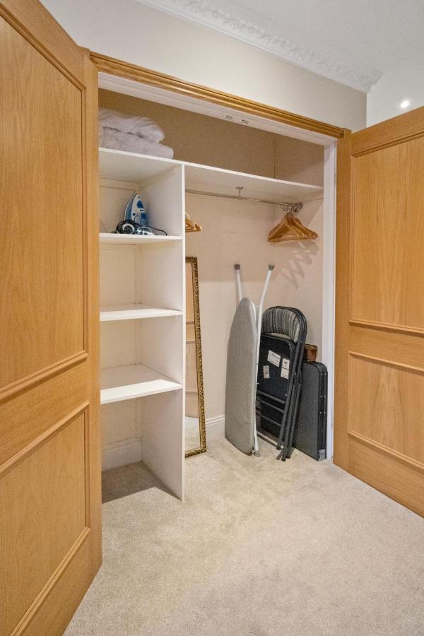 The Lodge - Studio Apartment'S Castel Buitenkant foto